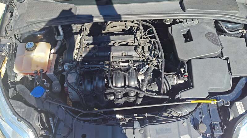 Ford Focus 1.6 B CH