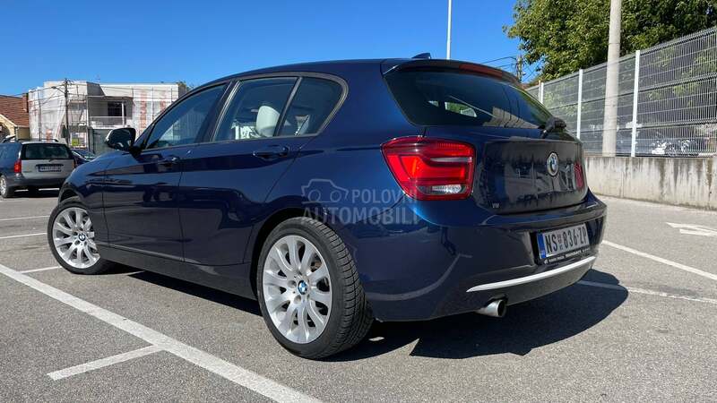 BMW 118 