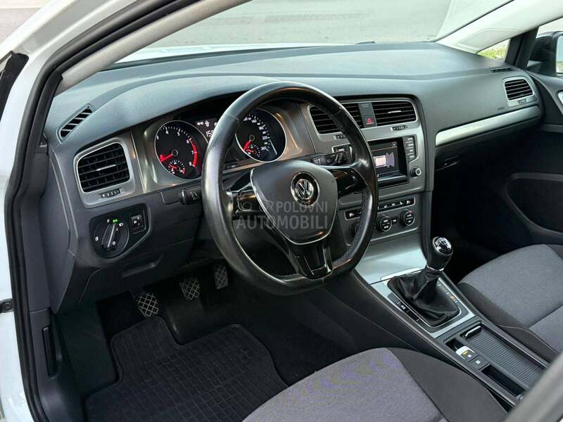 Volkswagen Golf 7 
