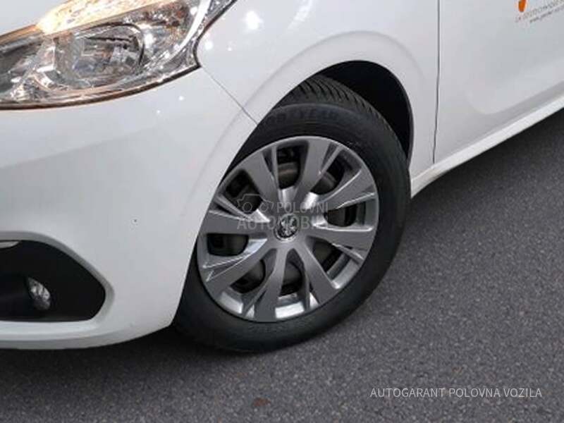 Peugeot 208 1.2 PURETECH ACTIVE