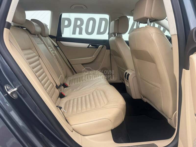 Volkswagen Passat B7 NAV / KOŽA