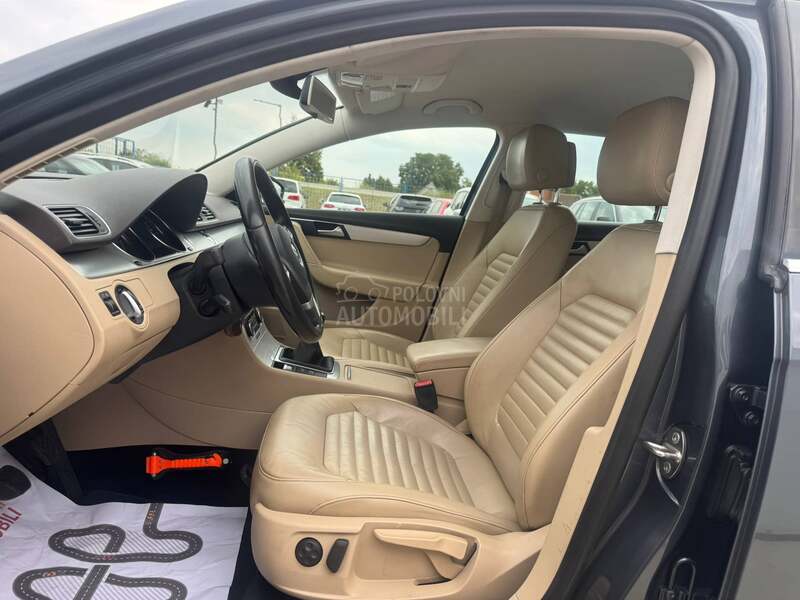 Volkswagen Passat B7 NAV / KOŽA