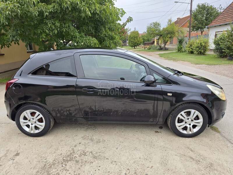 Opel Corsa D 1,4