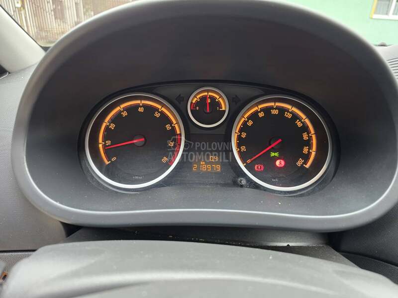 Opel Corsa D 1,4