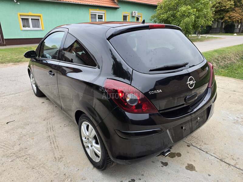 Opel Corsa D 1,4