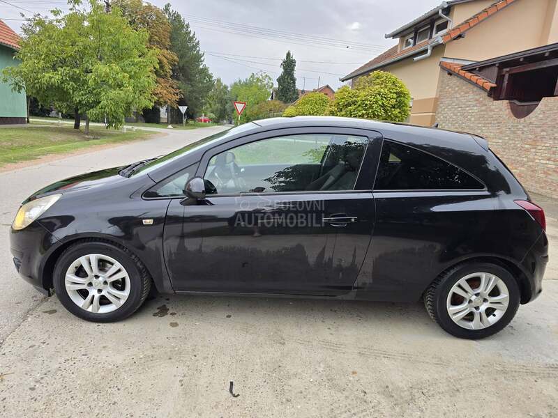 Opel Corsa D 1,4
