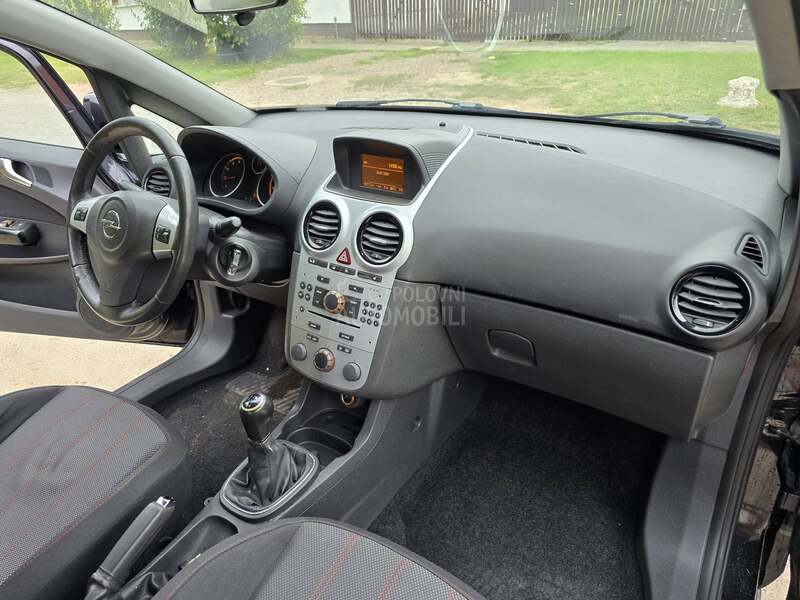 Opel Corsa D 1,4
