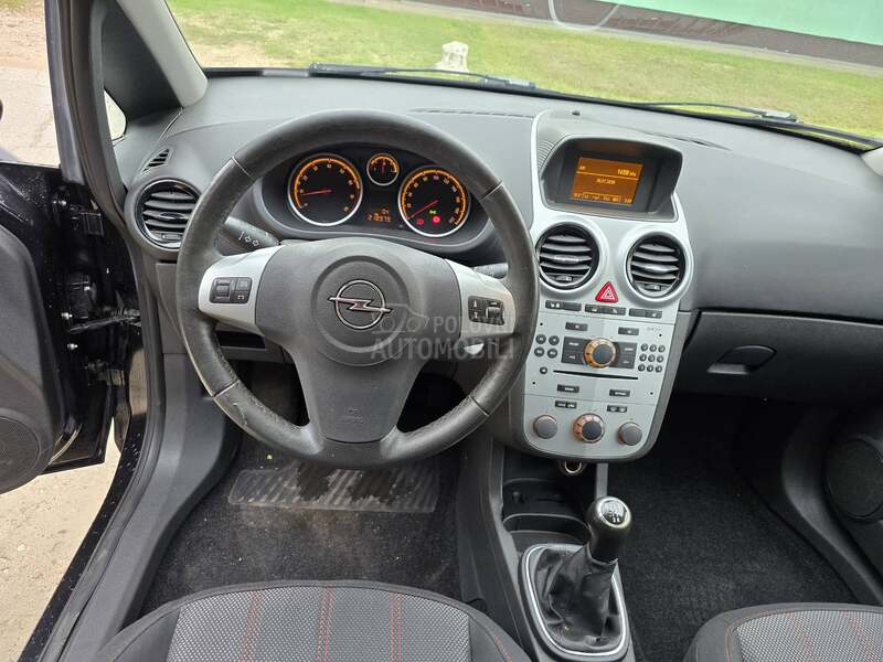 Opel Corsa D 1,4