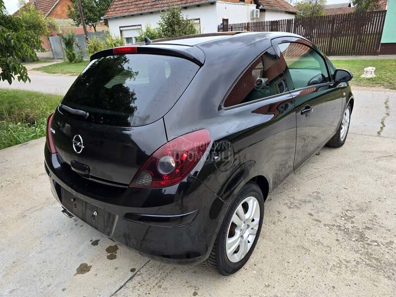 Opel Corsa D 1,4