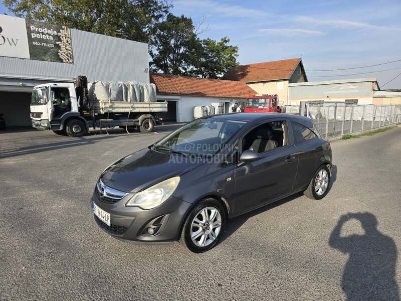 Opel Corsa D 1.3 cdti mjet
