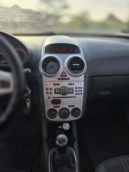 Opel Corsa D 1.3 cdti mjet