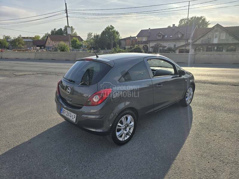 Opel Corsa D 1.3 cdti mjet