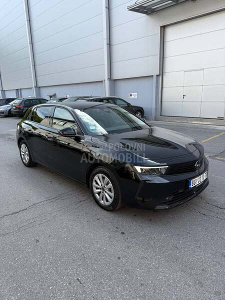 Opel Astra L 1.2 A