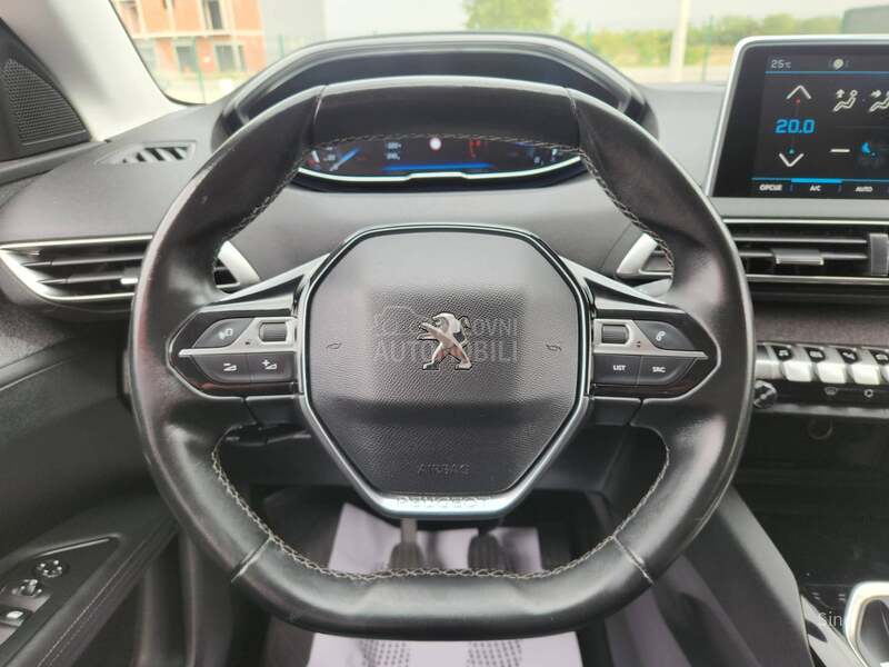 Peugeot 3008 1.5 BLUEHDI ALLURE