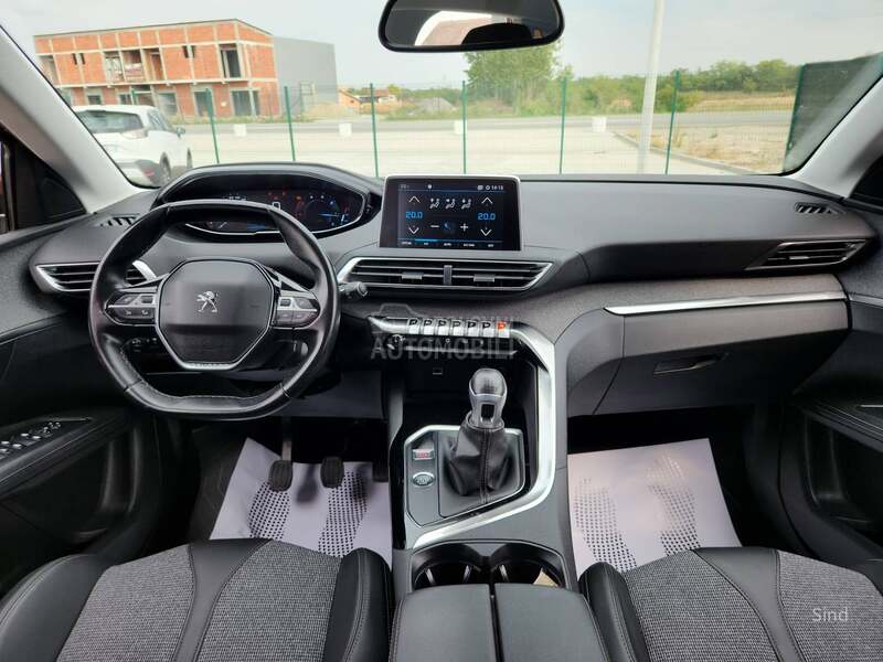Peugeot 3008 1.5 BLUEHDI ALLURE