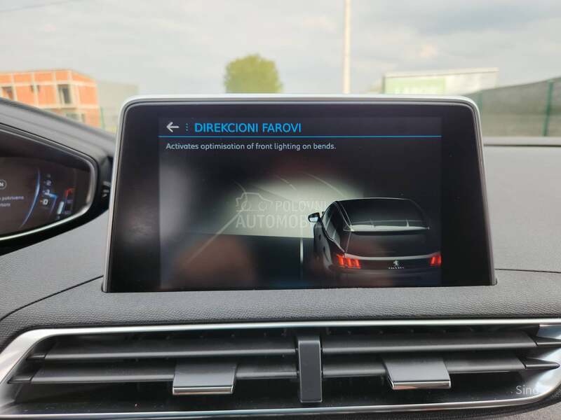 Peugeot 3008 1.5 BLUEHDI ALLURE