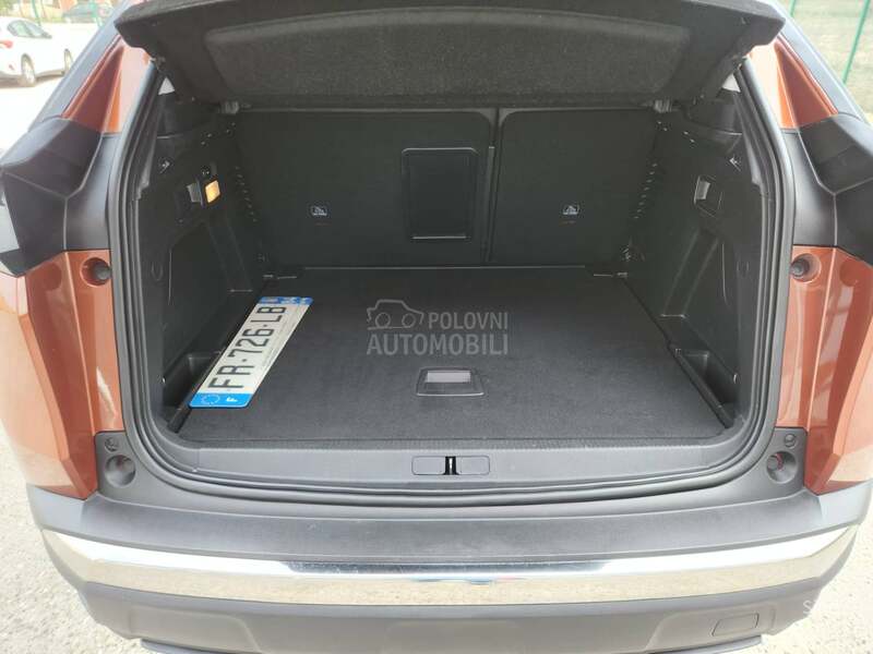 Peugeot 3008 1.5 BLUEHDI ALLURE