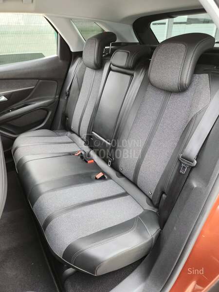 Peugeot 3008 1.5 BLUEHDI ALLURE