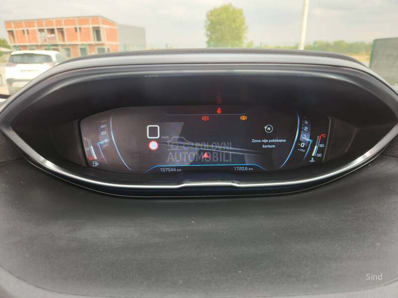Peugeot 3008 1.5 BLUEHDI ALLURE