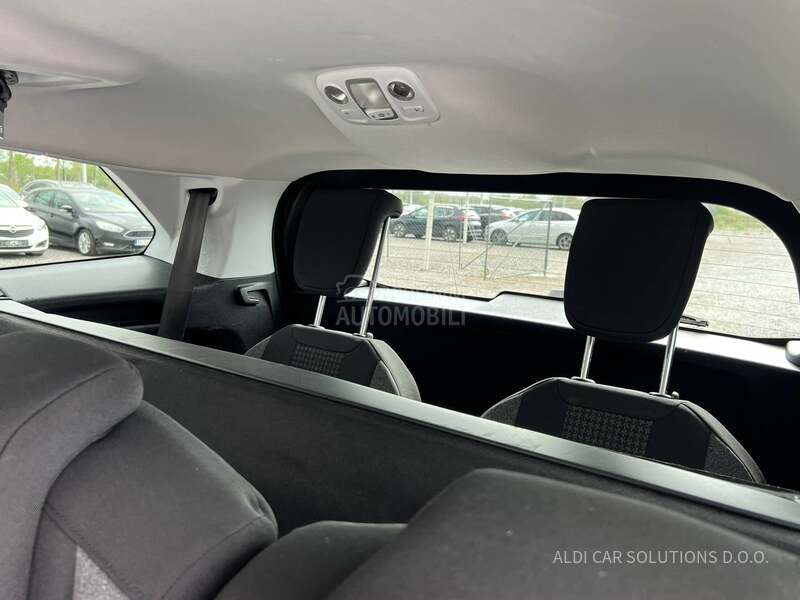 Peugeot 5008 1.2 Puretech/Busines