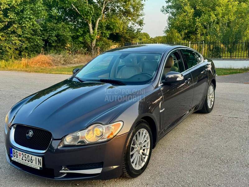 Jaguar XF 2.7 Hdi