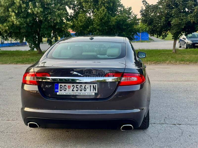Jaguar XF 2.7 Hdi