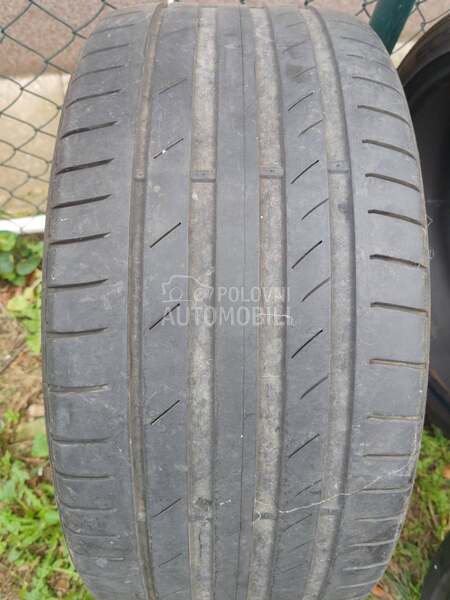 Kumho 255/35 R19 Letnja