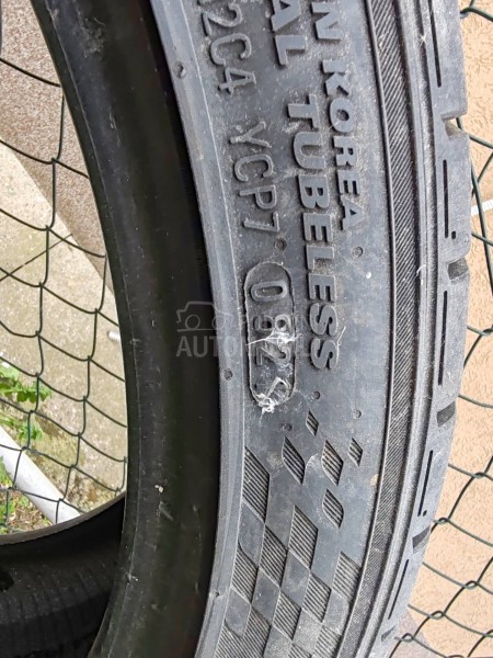 Kumho 225/40 R19 Letnja