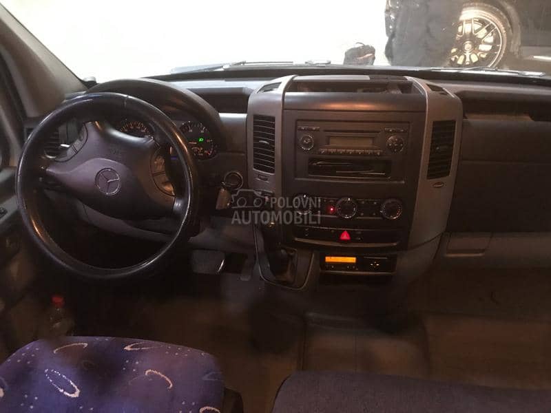 Mercedes Benz Sprinter 518