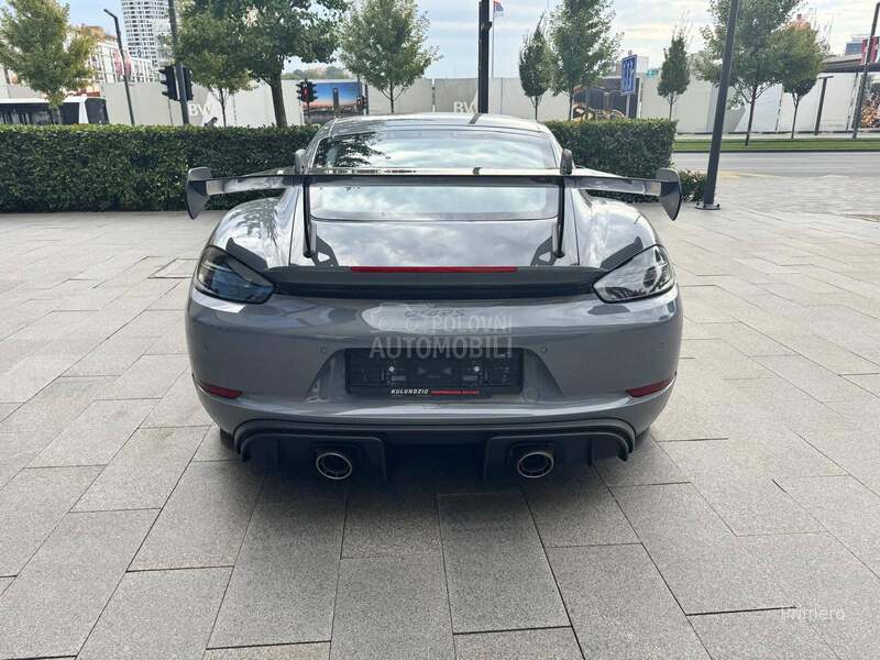 Porsche 718 Cayman GT4RS