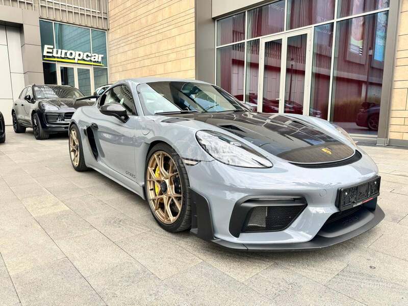 Porsche 718 Cayman GT4RS