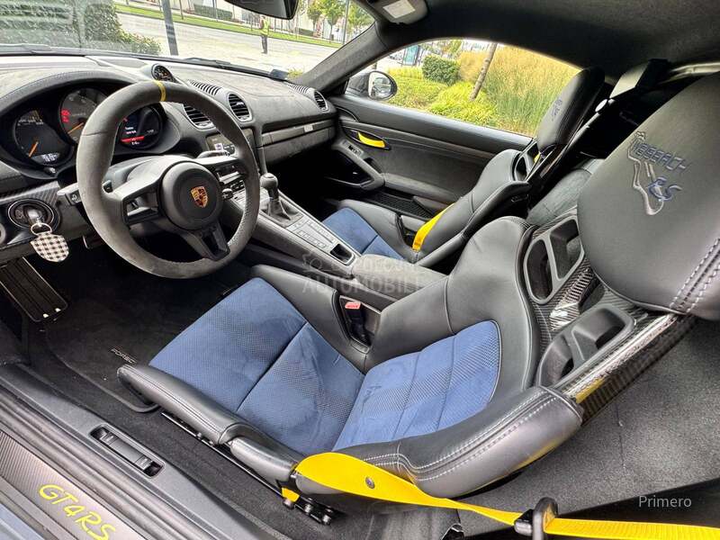 Porsche 718 Cayman GT4RS