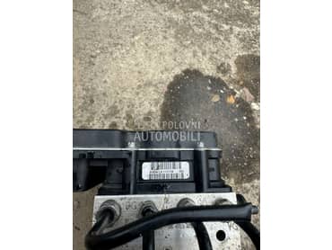 abs centrala 1.6hdi za Peugeot 308 od 2008. do 2012. god.
