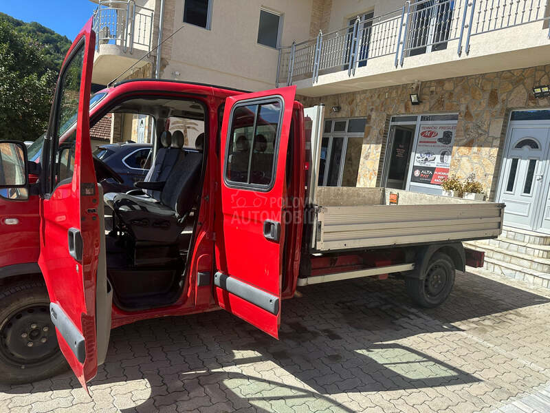Renault Master 2.5