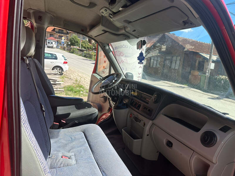 Renault Master 2.5