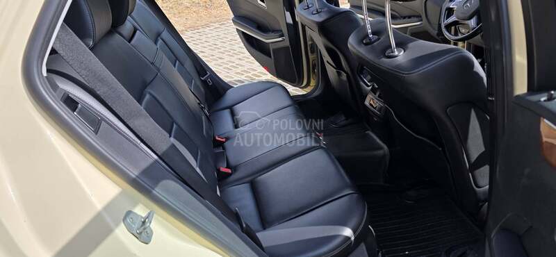 Mercedes Benz E 200 cdi