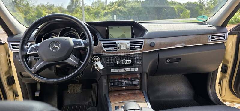 Mercedes Benz E 200 cdi