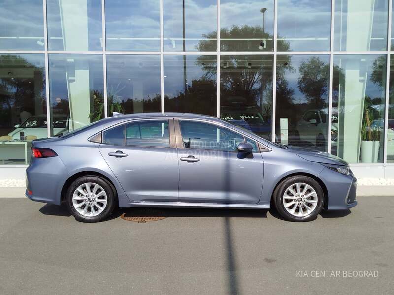 Toyota Corolla 1.5 VVT-I LUNA M/T