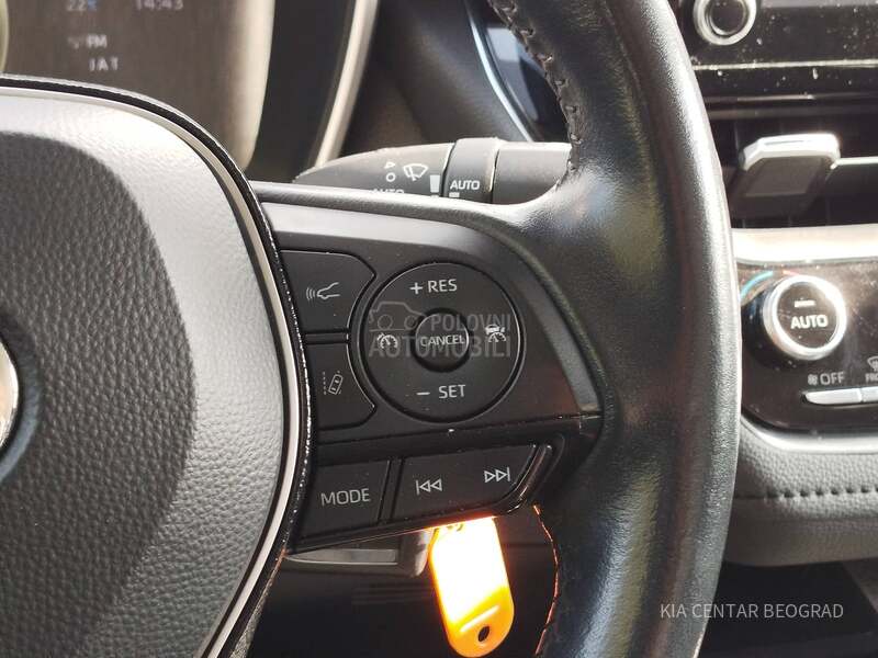 Toyota Corolla 1.5 VVT-I LUNA M/T