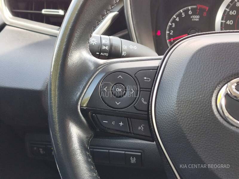 Toyota Corolla 1.5 VVT-I LUNA M/T