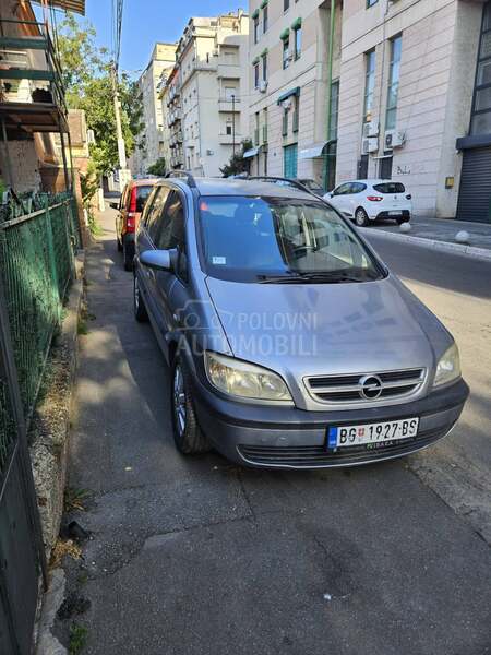 Opel Zafira 