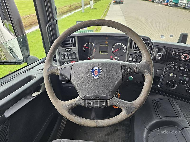 Scania P320