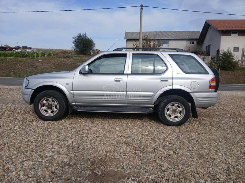 Opel Frontera 