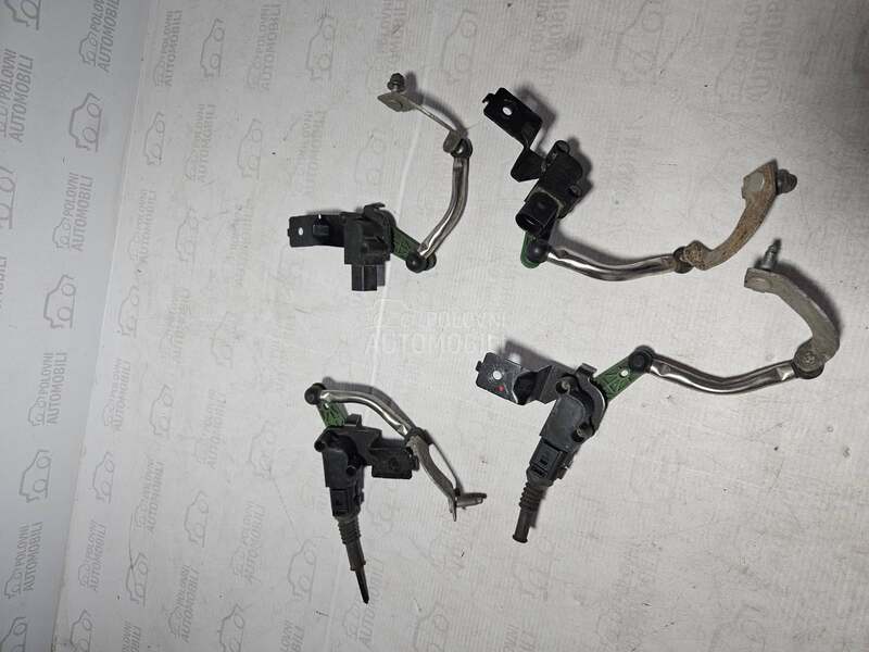 SENZOR NIVELACIJE XENON
