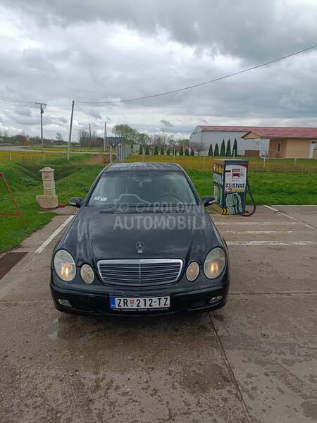 Mercedes Benz E 270 