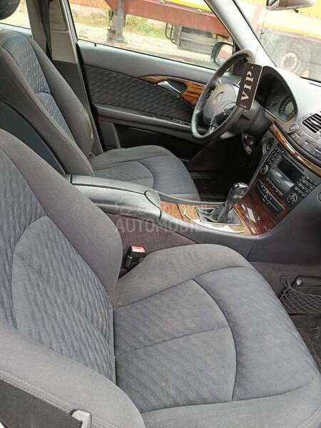 Mercedes Benz E 270 