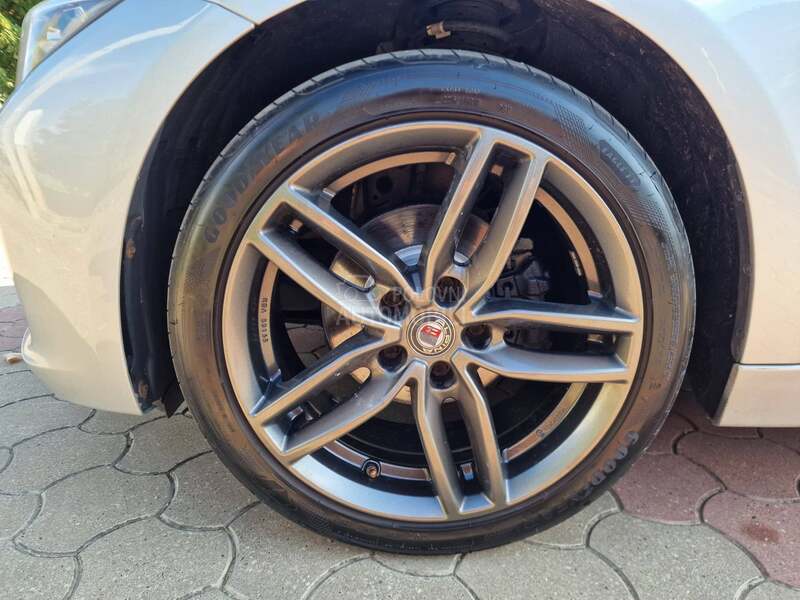 BMW 318 //xDrive
