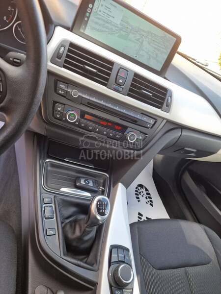 BMW 318 //xDrive