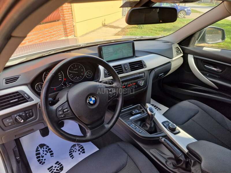 BMW 318 //xDrive