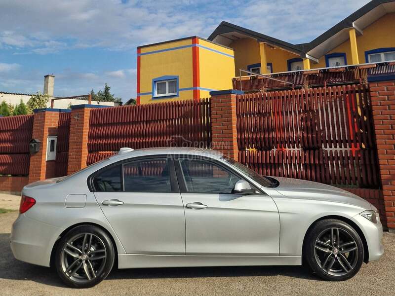 BMW 318 //xDrive